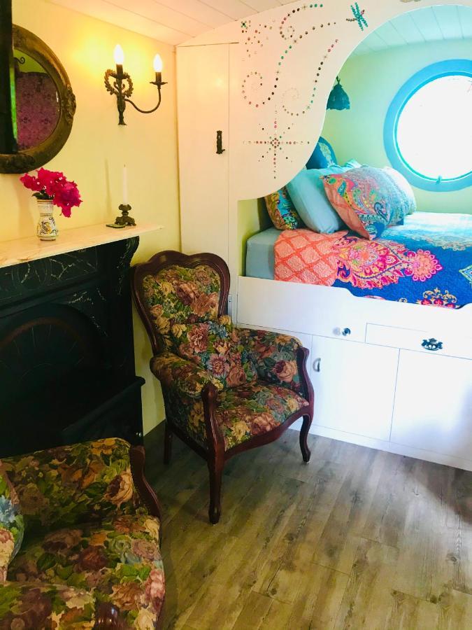 The Gypsy Rose Wagon Apartment Balingup Ngoại thất bức ảnh